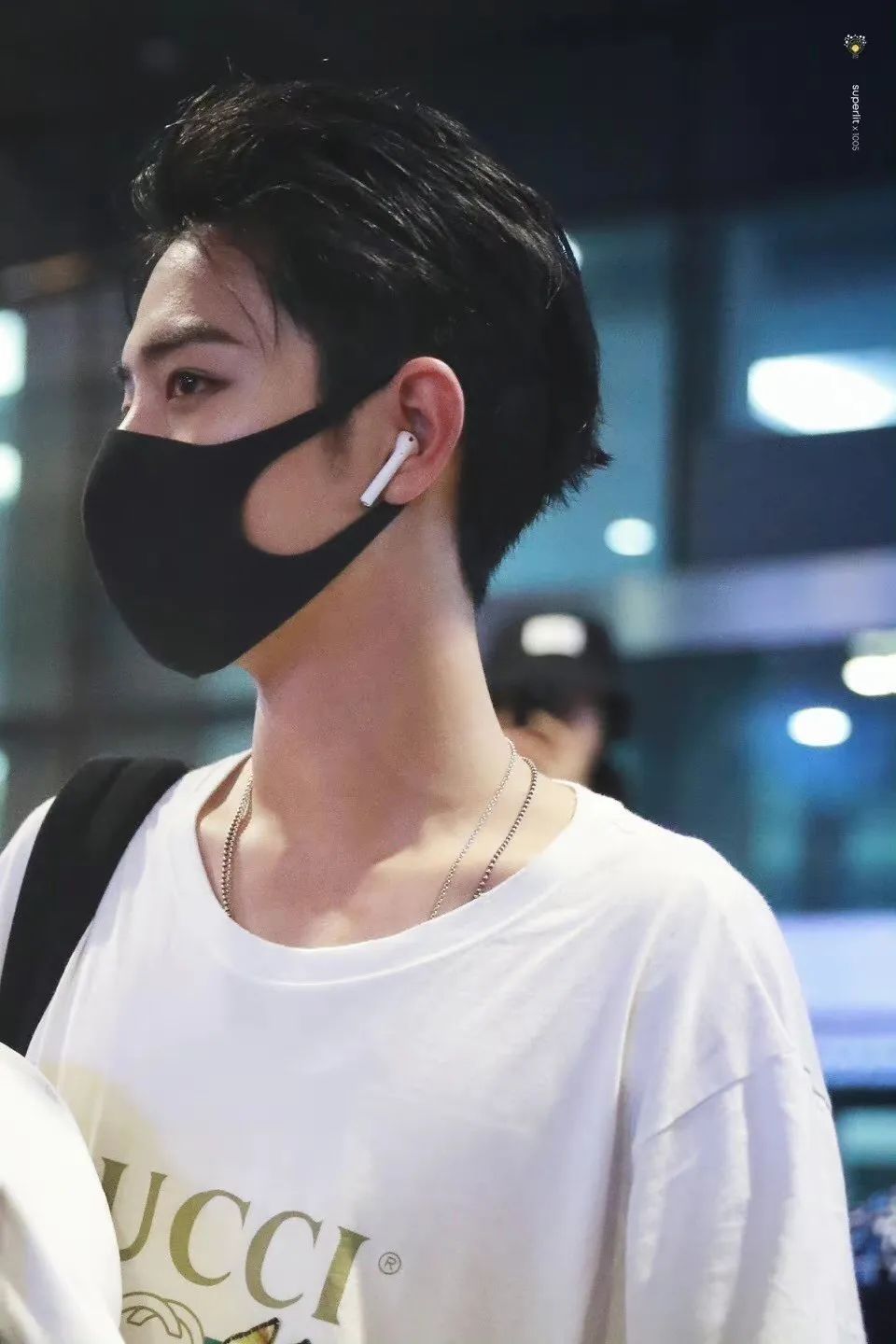 男士头发稀少适合剪什么发型,35到40岁的男士发型怎么剪