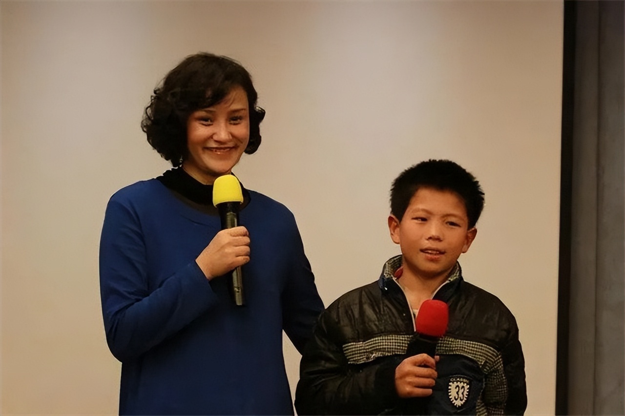 24岁跳水皇后为什么嫁50岁老公,三代跳水皇后齐聚