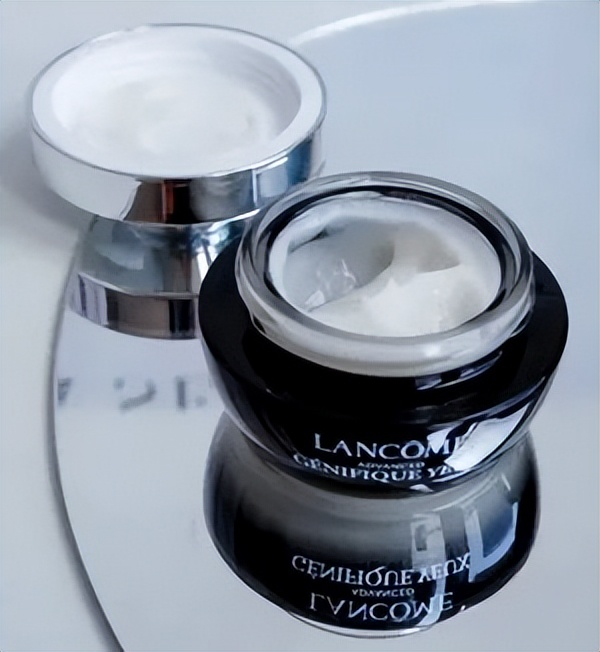 新款兰蔻小黑瓶眼霜里面有细闪吗,兰蔻菁纯淡纹黑眼圈眼霜