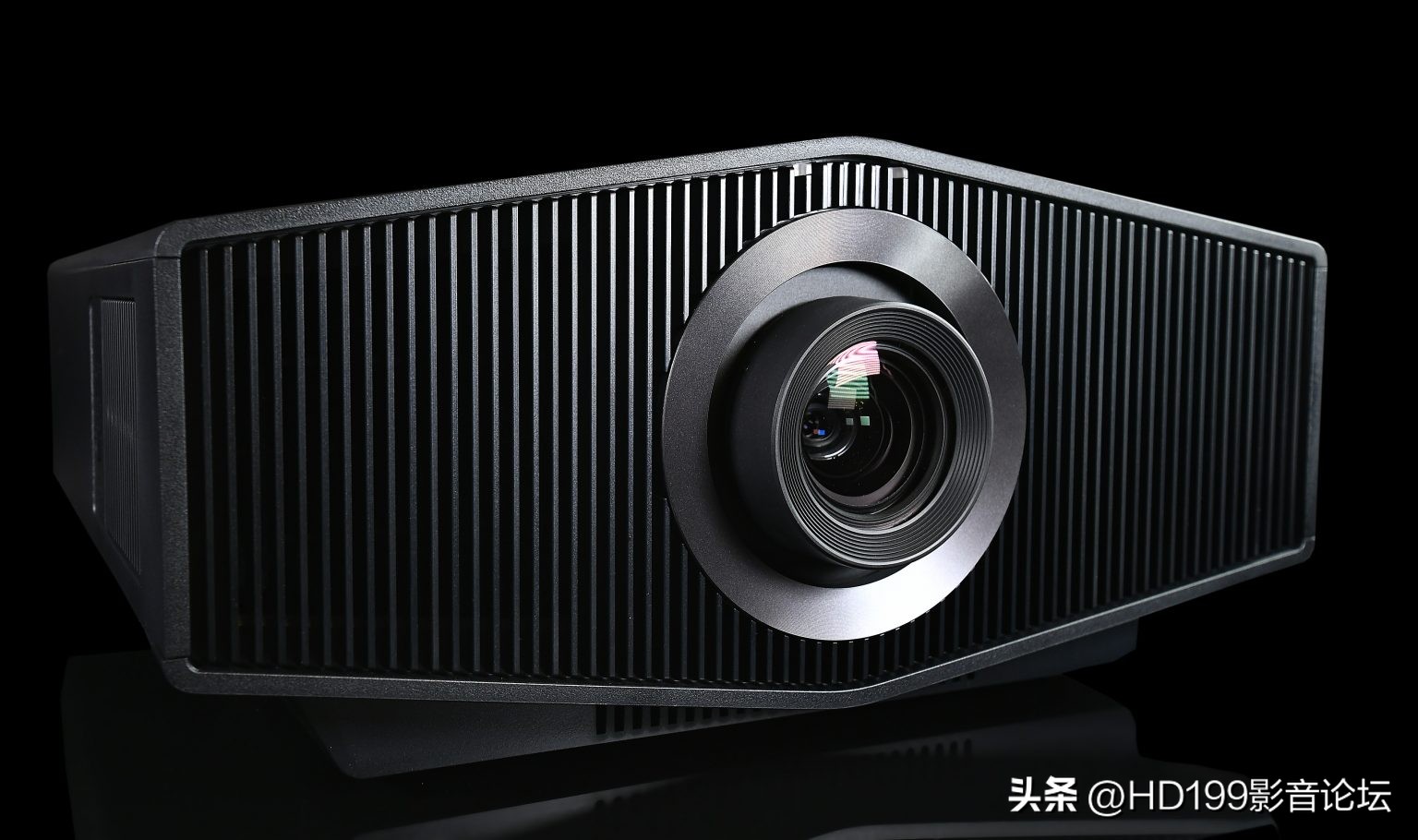 SONYVPL-XW7000ES4K激光投影机评测