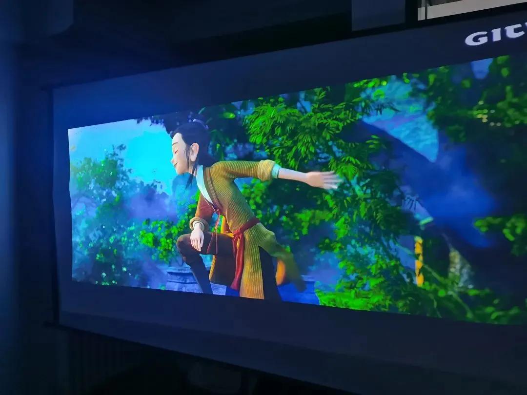 几千块钱的投影仪,几百块和几千块投影仪有什么区别