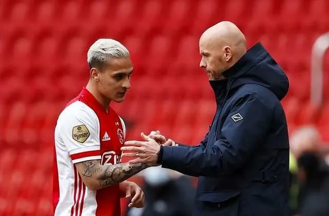 从连败两场到第三场大逆转取胜,滕哈赫谈曼联比赛风格遭误解