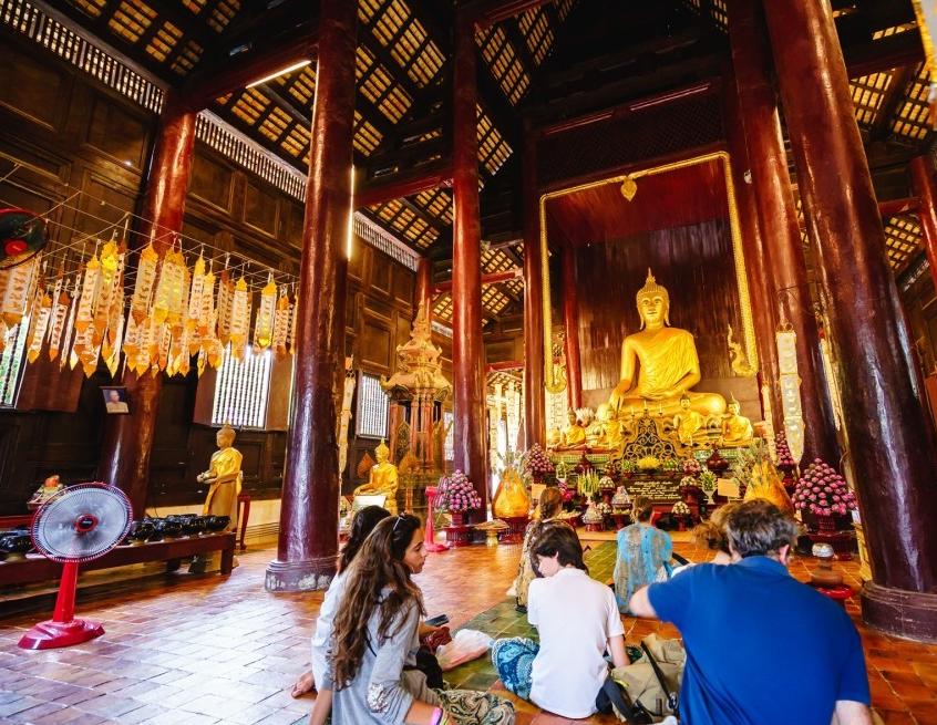 “性从业者”泛滥成灾，依靠桃色产业生存的泰国，如今现况如何？