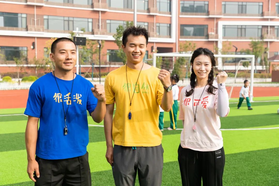 喜迎二十大奋进新征程开启新时代,房山首师大育新学校