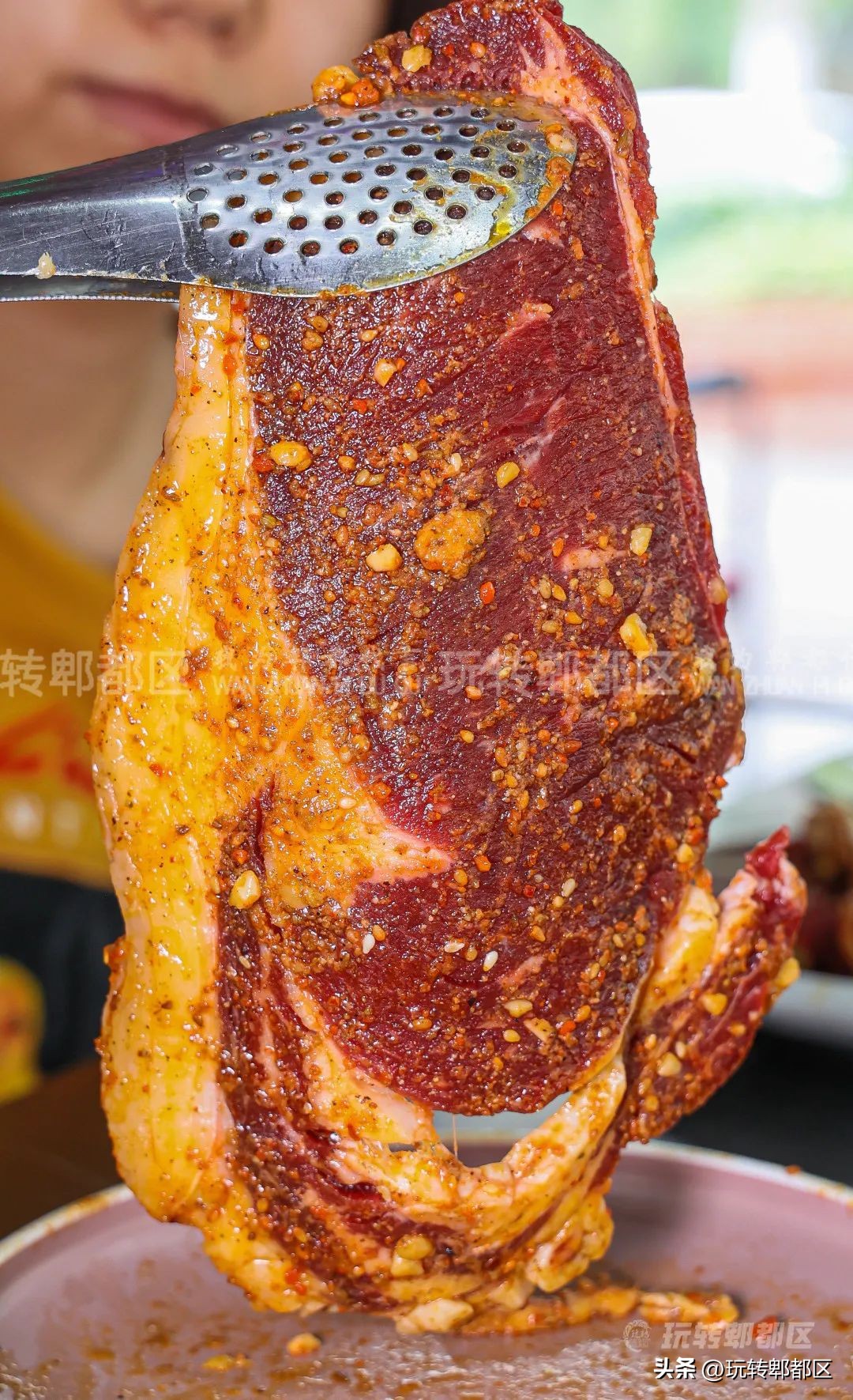 跨越三千公里！上过人生一串的「齐齐哈尔烤肉」，落户蜀都万达