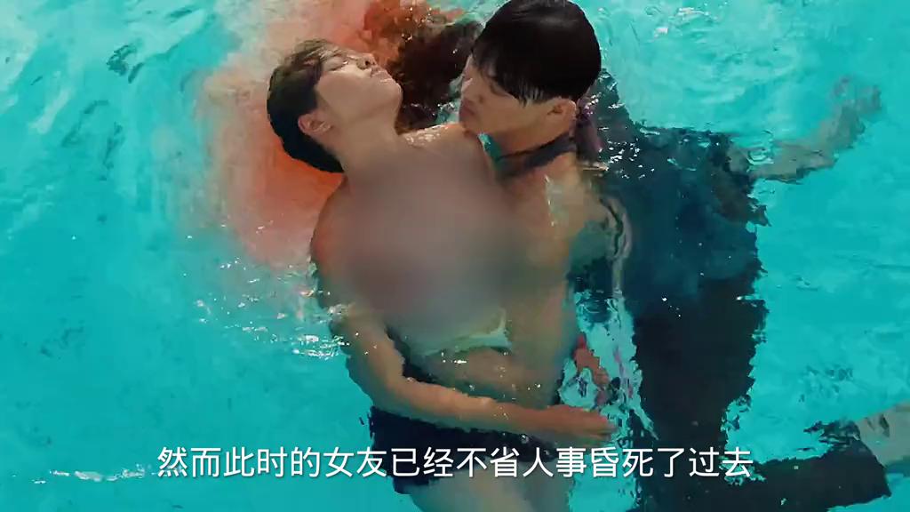 泳池竟有鳄鱼,巨型鳄鱼真实视频游泳