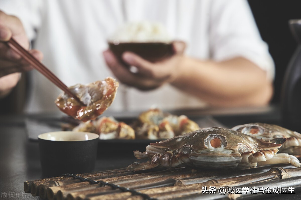 总觉得饿得心慌是得了甲亢吗,总感觉饿血糖正常