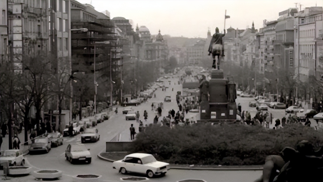 “性”是生活，也是工作：捷克为什么成了色情大国？