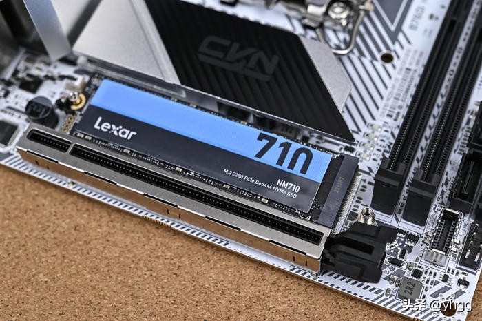 七彩虹主板b760和影驰760,七彩虹b760冰霜对比影驰b760