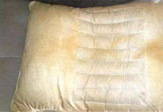 床上“螨虫成堆”？教你个土法子，家中放些它，螨虫“都跑光了”