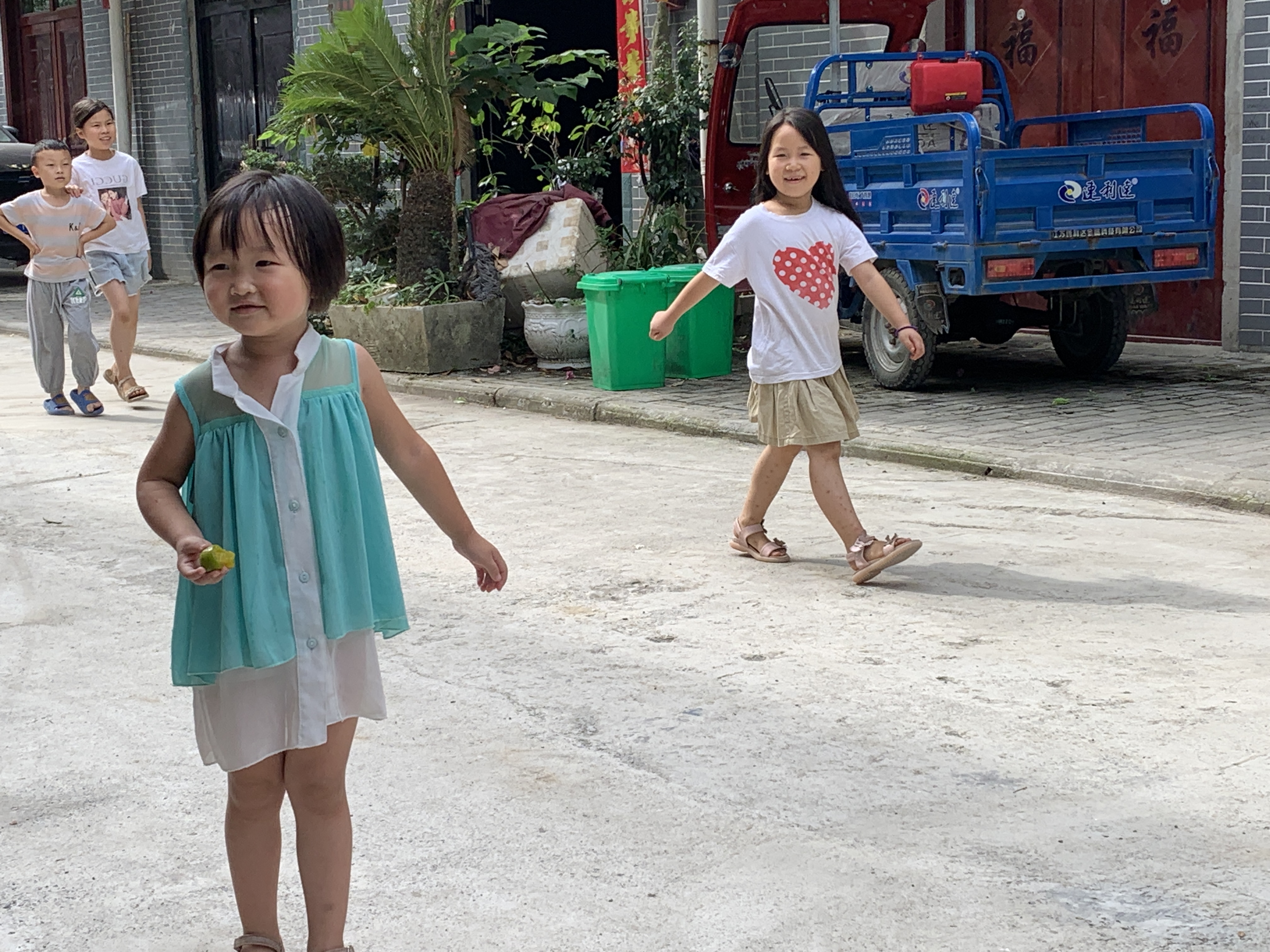 重庆学子三下乡挥笔逐梦,重庆学子三下乡完整视频
