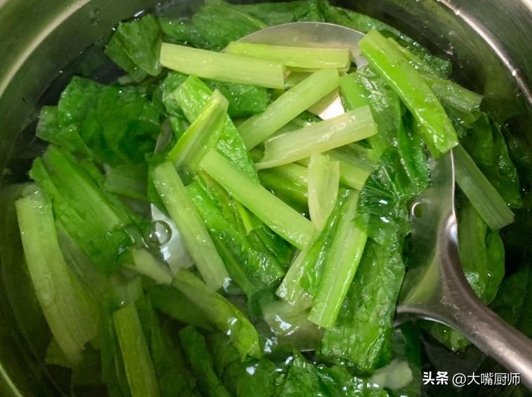 50岁以后这4种高叶酸食物建议多吃,老年人多吃4种高叶酸菜