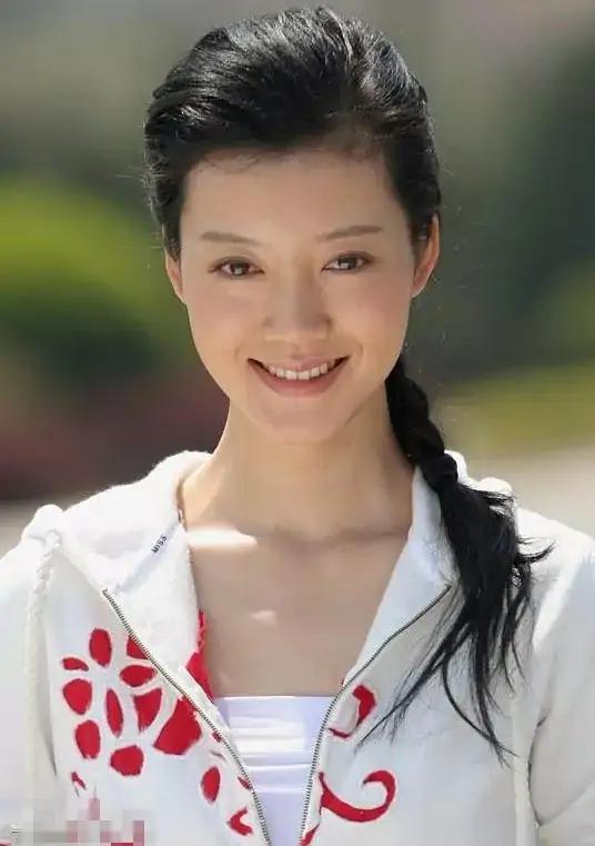 车晓跟前夫离婚分了多少,车晓分手后对3亿分手费做出回应