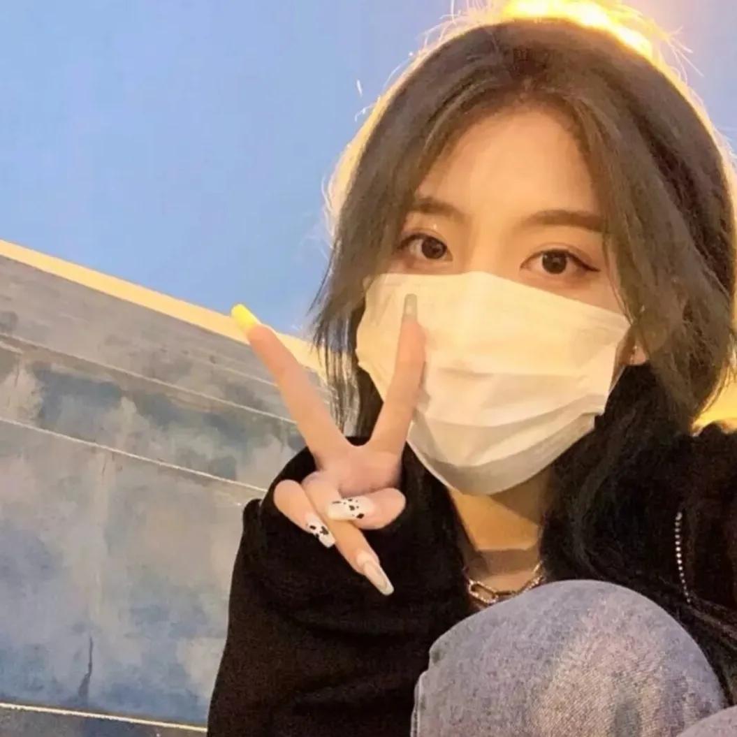 口罩女头小众好看,很火口罩女头