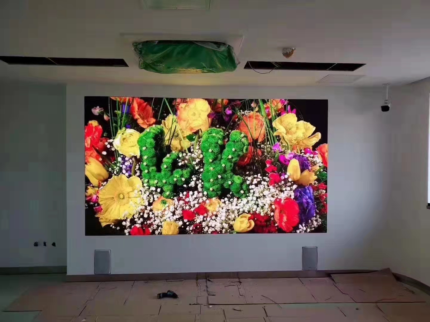 健身馆led全彩显示屏如何安装,健身中心led全彩显示屏本地厂家