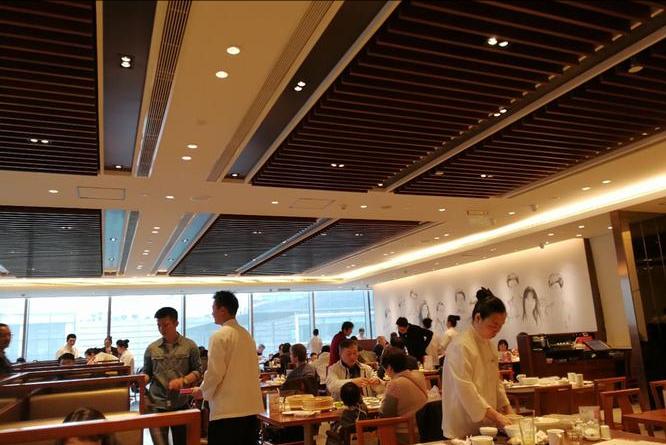 最牛路边摊小吃逆袭,最牛路边摊究竟有多牛