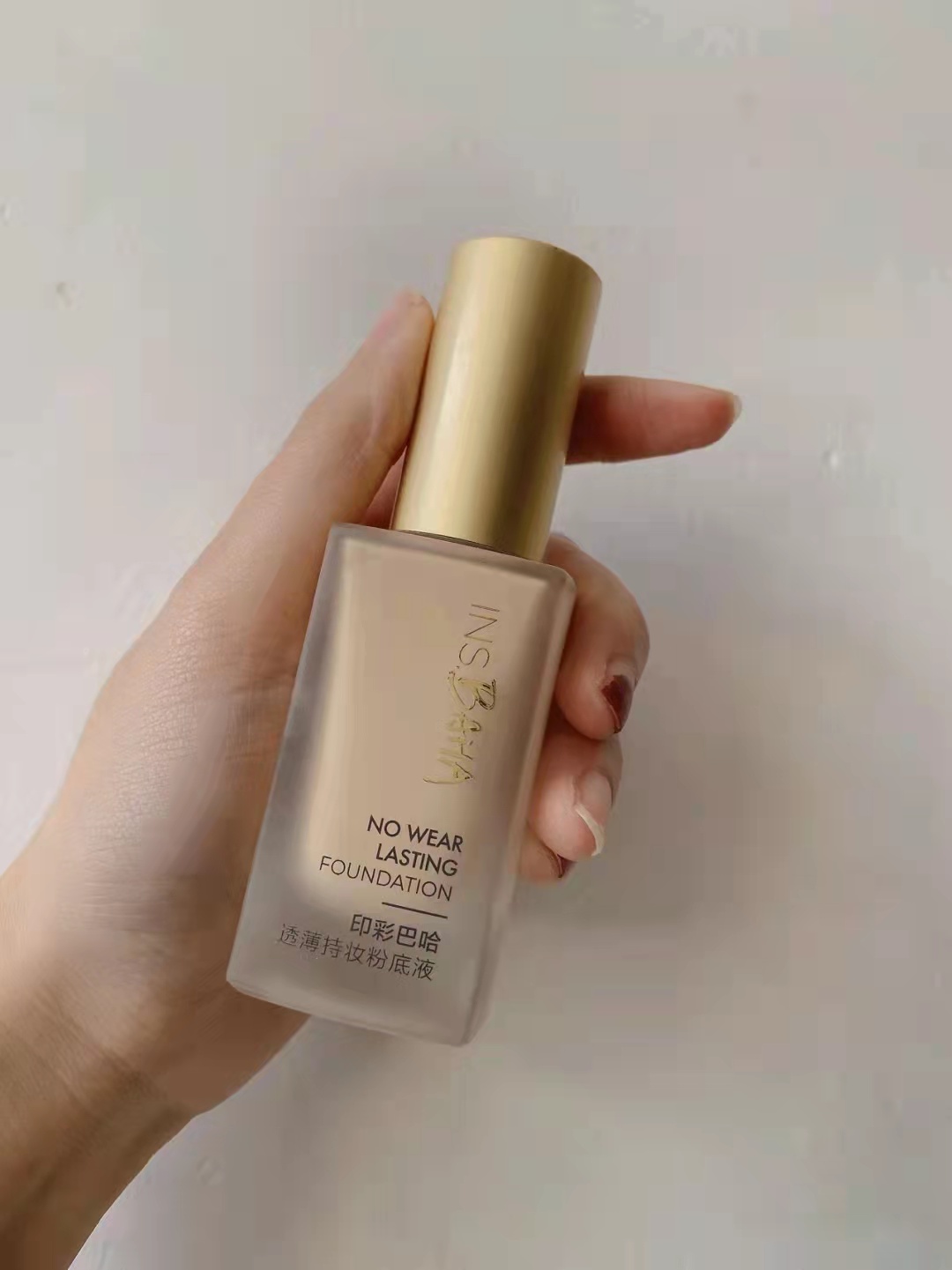 哪种平价粉底液好用不脱妆不卡粉,粉底液遮瑕持久不脱妆不卡粉平价