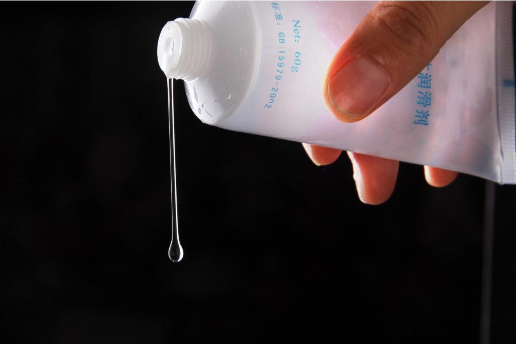 使用润滑剂，对夫妻双方有害吗？科学使用润滑剂，3点要记好