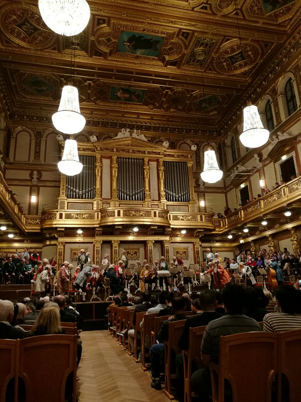 巴赫的前奏曲完整版,巴赫最著名的神仙钢琴曲