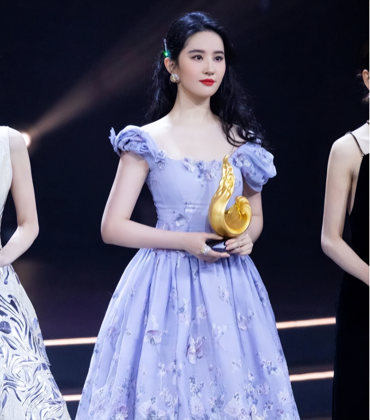 一场微博之夜，让我们看到好体态有多么重要