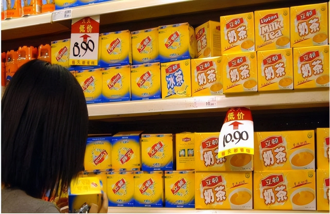 靠伪装赚钱,伪装国货年入300亿