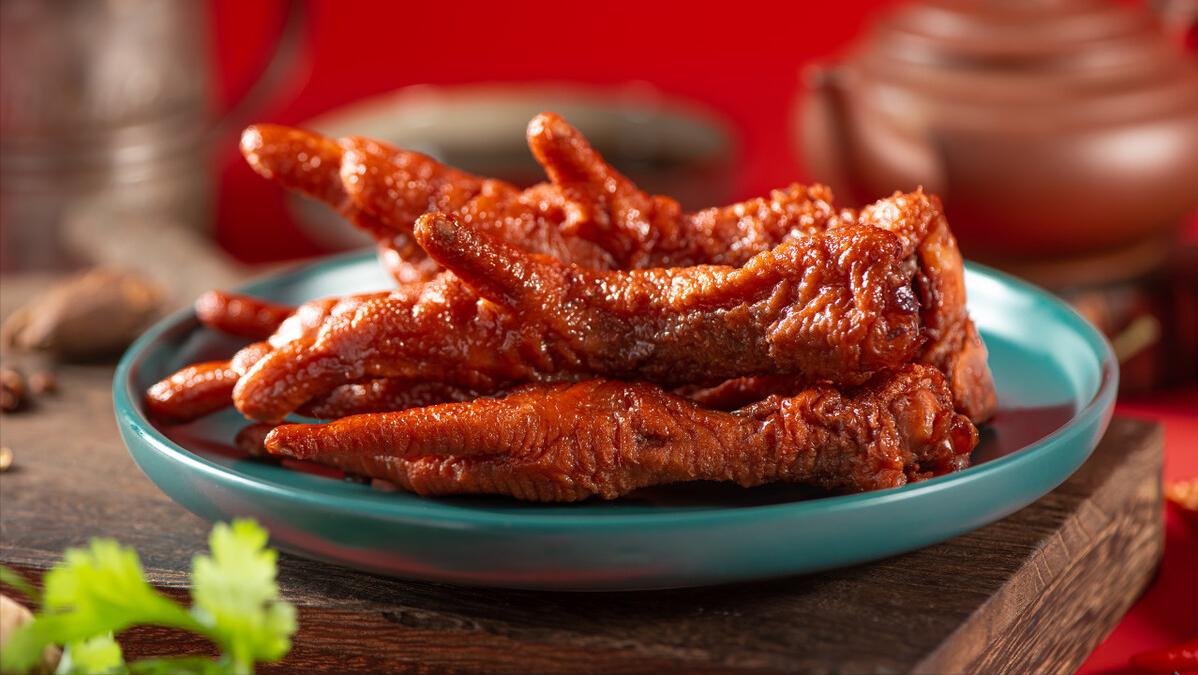 老外不能接受的10大中国美食，中国人却吃得嘎嘎香，直呼：没口福