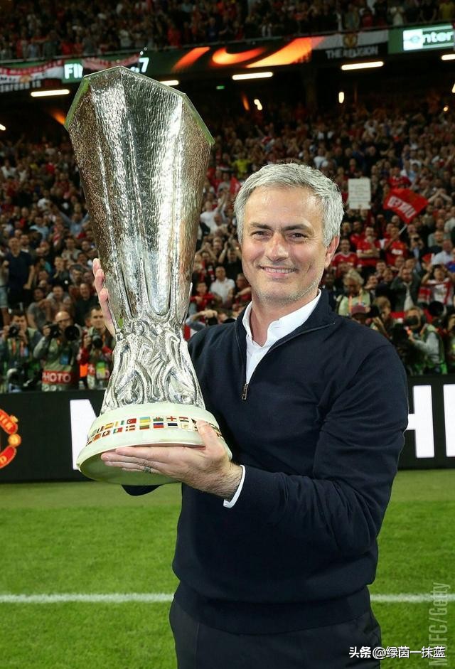 巴黎想尽快买断伊卡尔迪,巴黎想签梅西吗