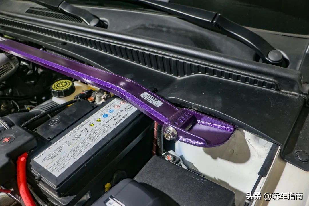 传祺影豹j152021跟2023款有什么区别,传祺影豹r1.5tr-style赛道版落地价