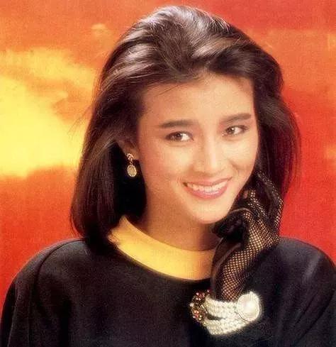 韦唯遭受过家庭暴力吗,贾静雯和韦唯现状