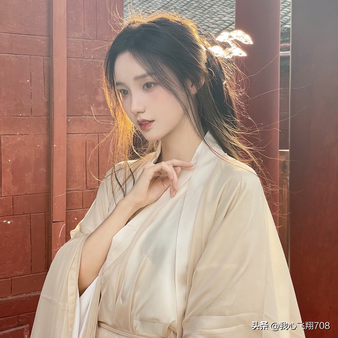 七绝红尘易逝,七绝红尘来去一场梦