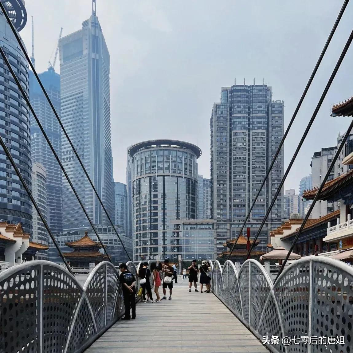 你以为你在一楼其实你在22楼,你以为你在一楼但其实是在27楼