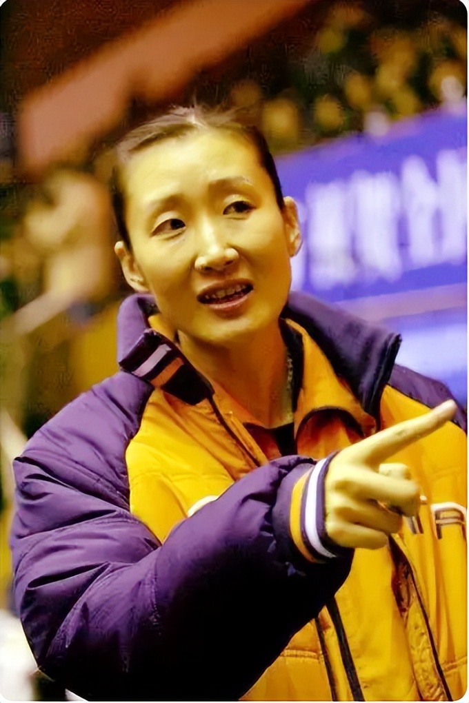女排何琦崔咏梅,崔咏梅女排
