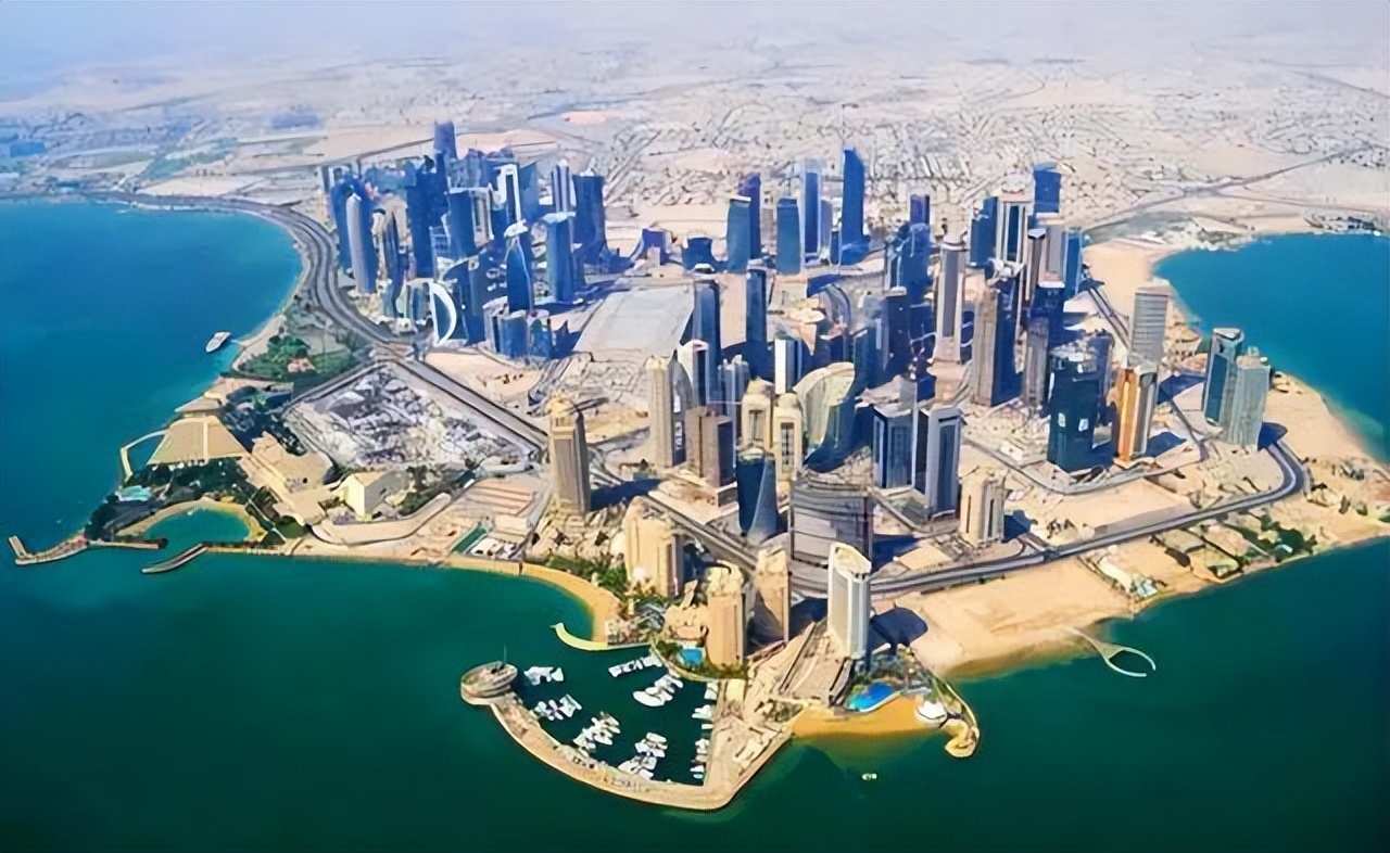 卡塔尔世界杯投入2000亿谁赚了,卡塔尔为世界杯花费多少钱