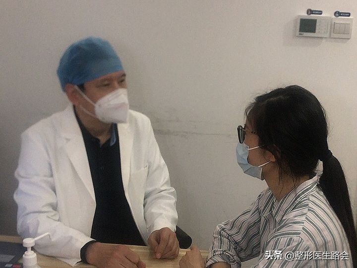 太阳穴做了填充手术第7天,填充太阳穴手术经历