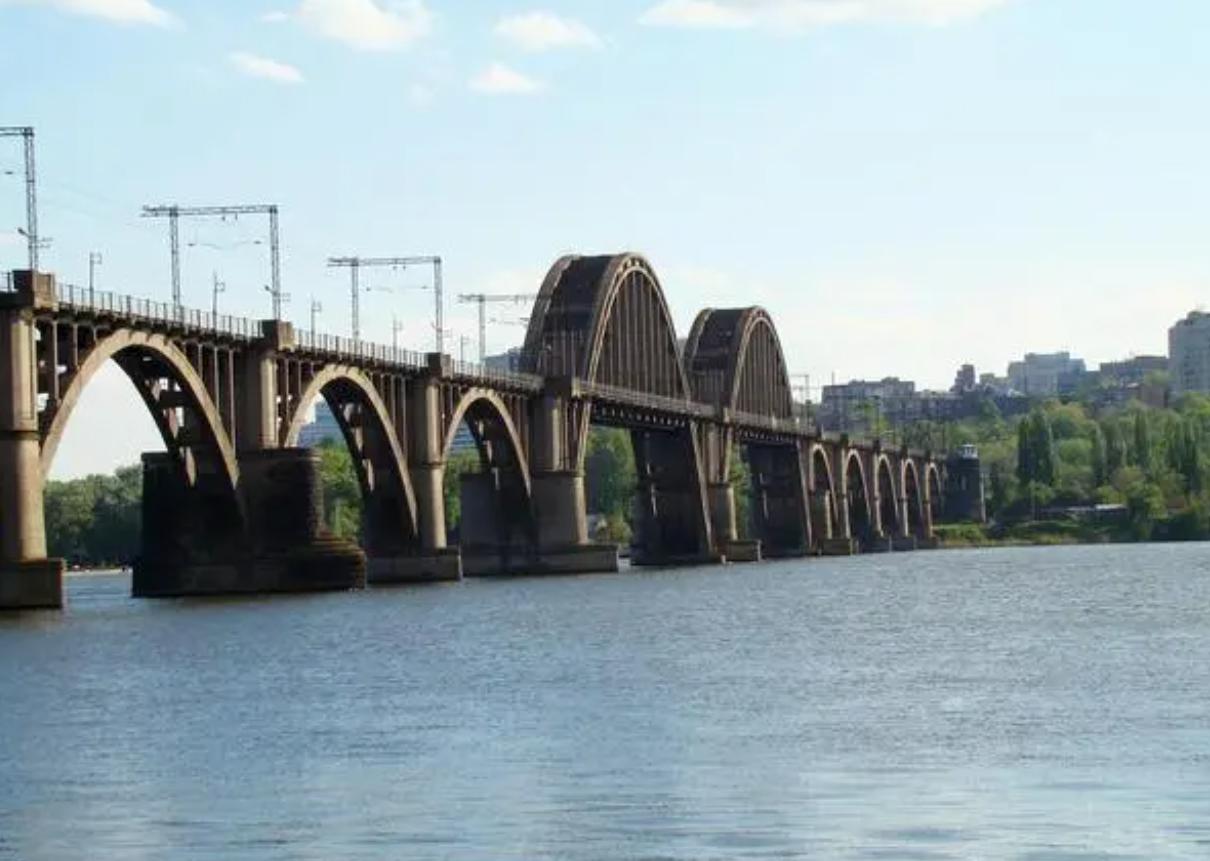 乌克兰矿产地图,乌克兰有色金属矿产资源