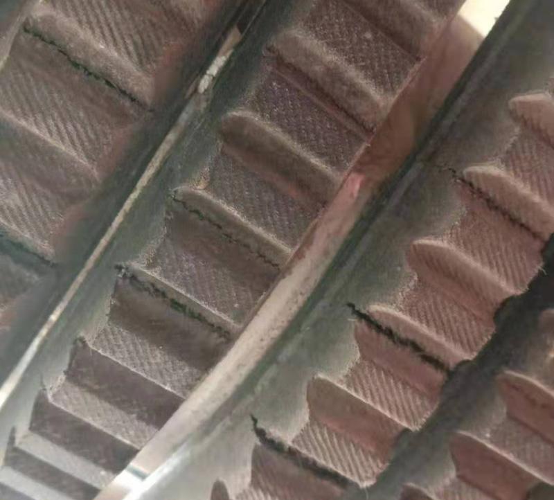 皮带出现纵向裂纹,皮带表面出现裂纹怎么修复