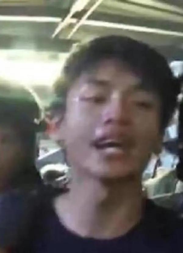 割伤港警颈部的暴徒，判了