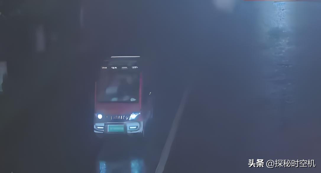 女子在家中遇害凶案现场触目惊心,少女家中遇害事件