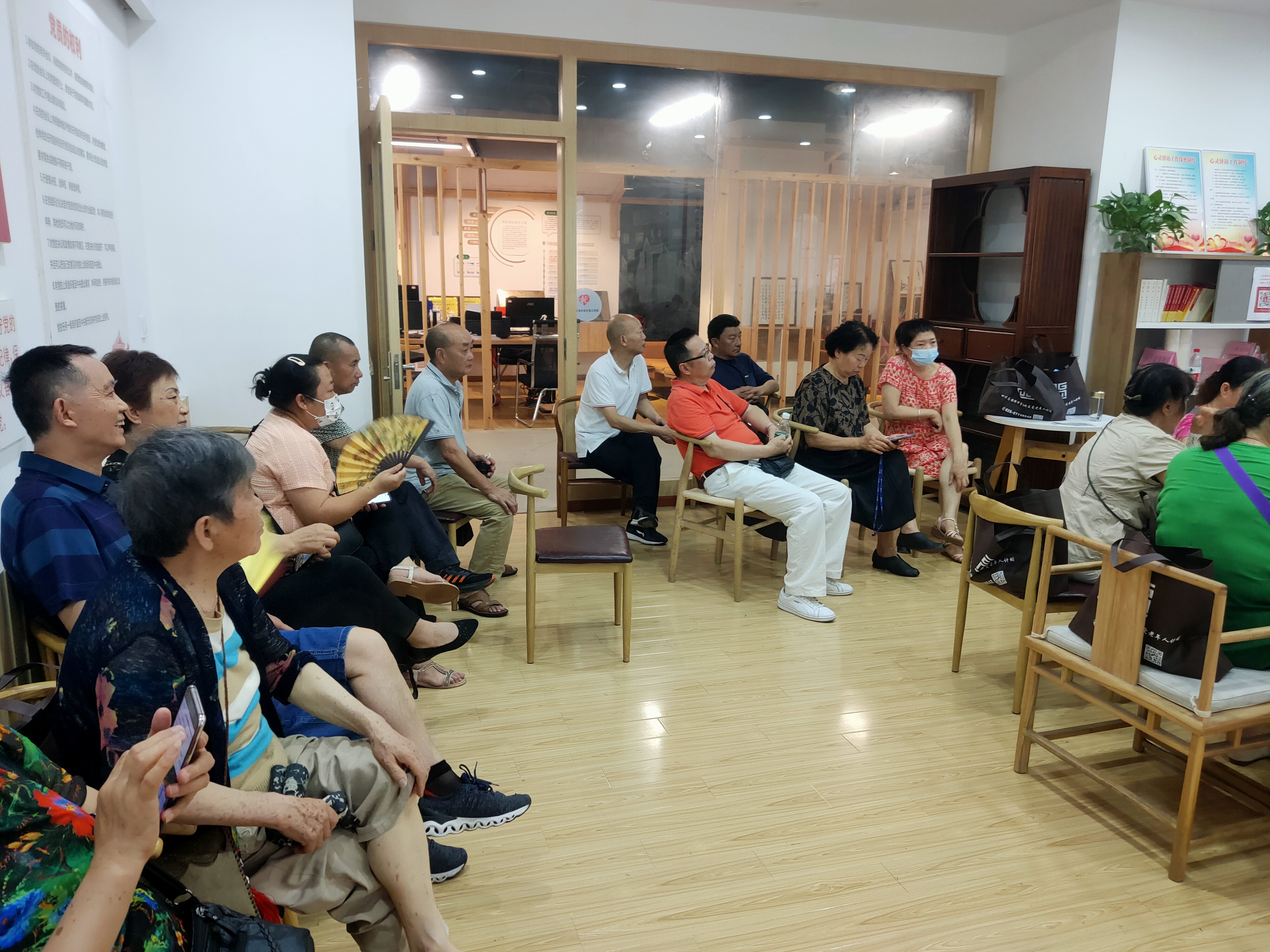 四川高扬律师事务所走进成都市金牛区荷花池社区开展法律知识讲座