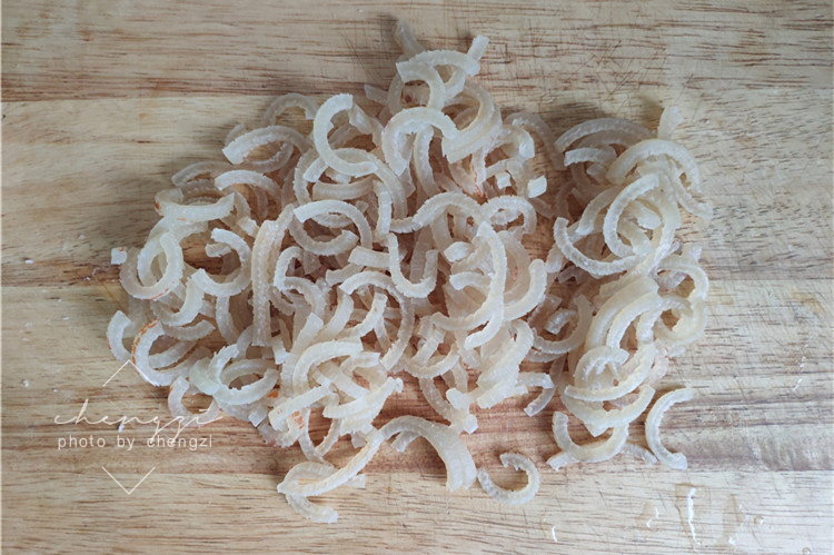 猪皮冻最正宗的做法妙招姐,晶莹剔透的猪皮冻详细教程