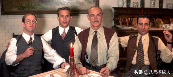 电影《铁面无私》中的犯罪与正义：一个30年代芝加哥的故事