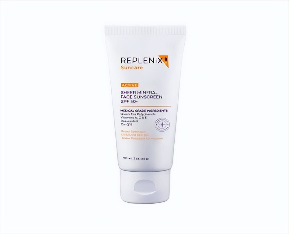 日常通勤低倍防晒提亮清透不油腻,适合日常通勤的防晒