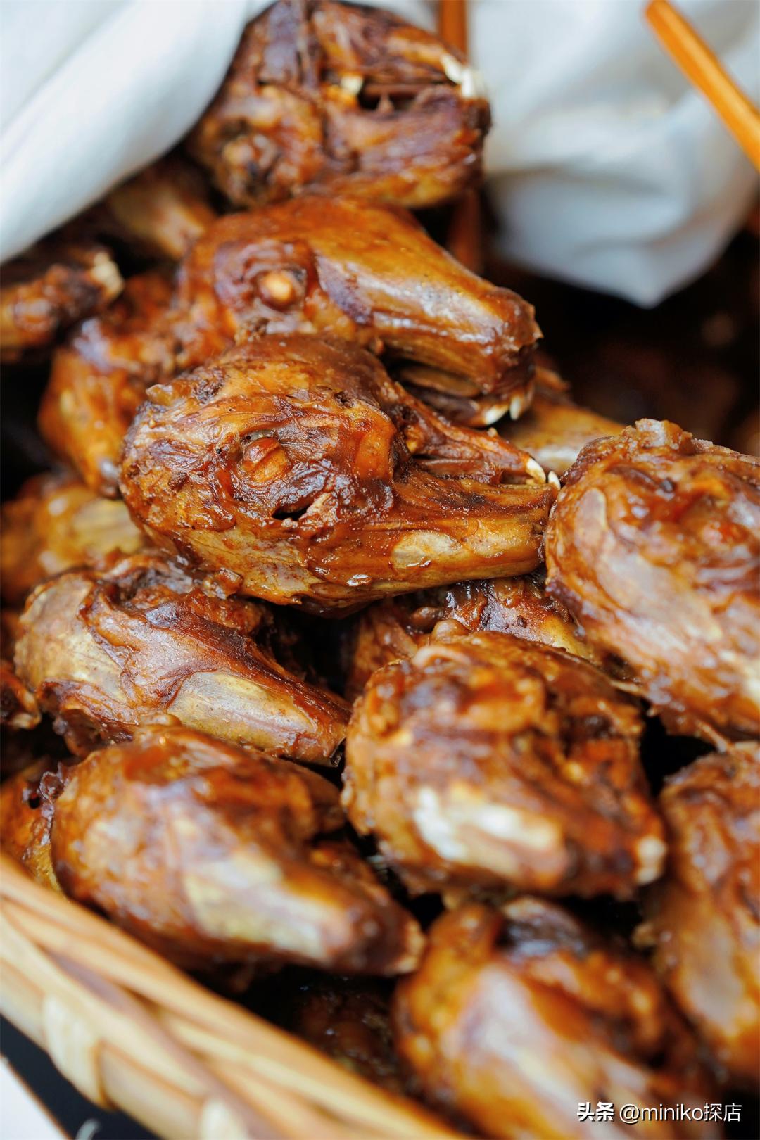 来成都必吃的三十种小吃,成都美食攻略十大必吃小吃排行榜