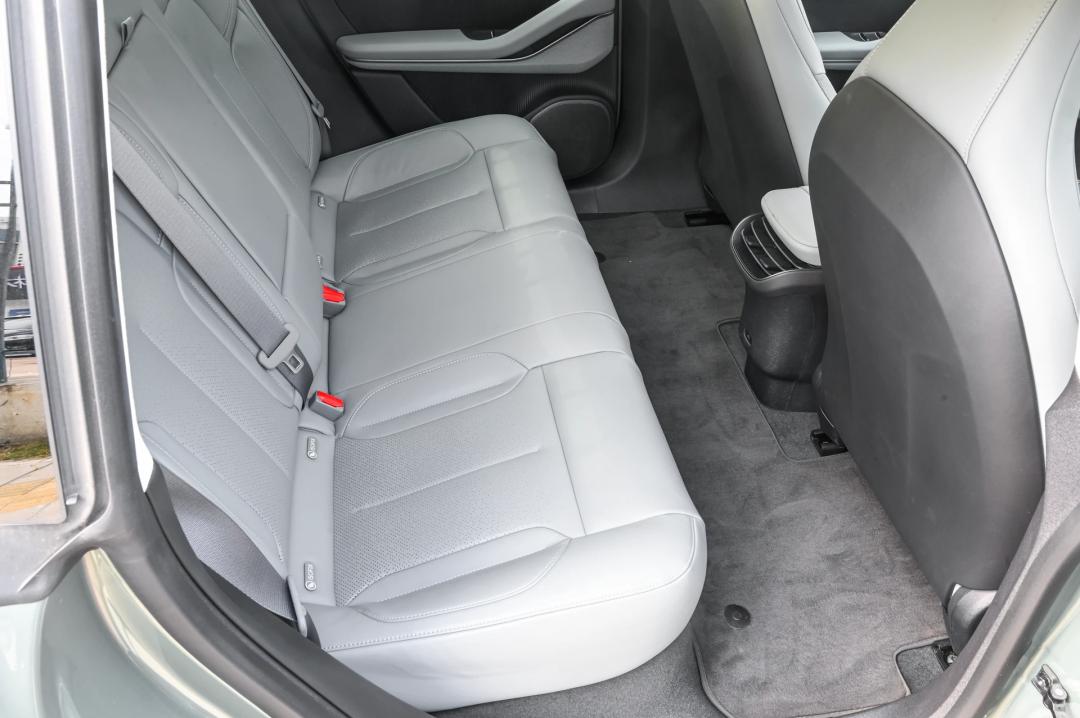 新款蔚来et5深度测评,十几万买蔚来et5旅行版