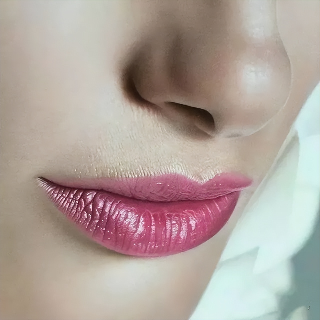 美女画家挑战冷军，画少女人体，放大10倍看细节让网友不淡定