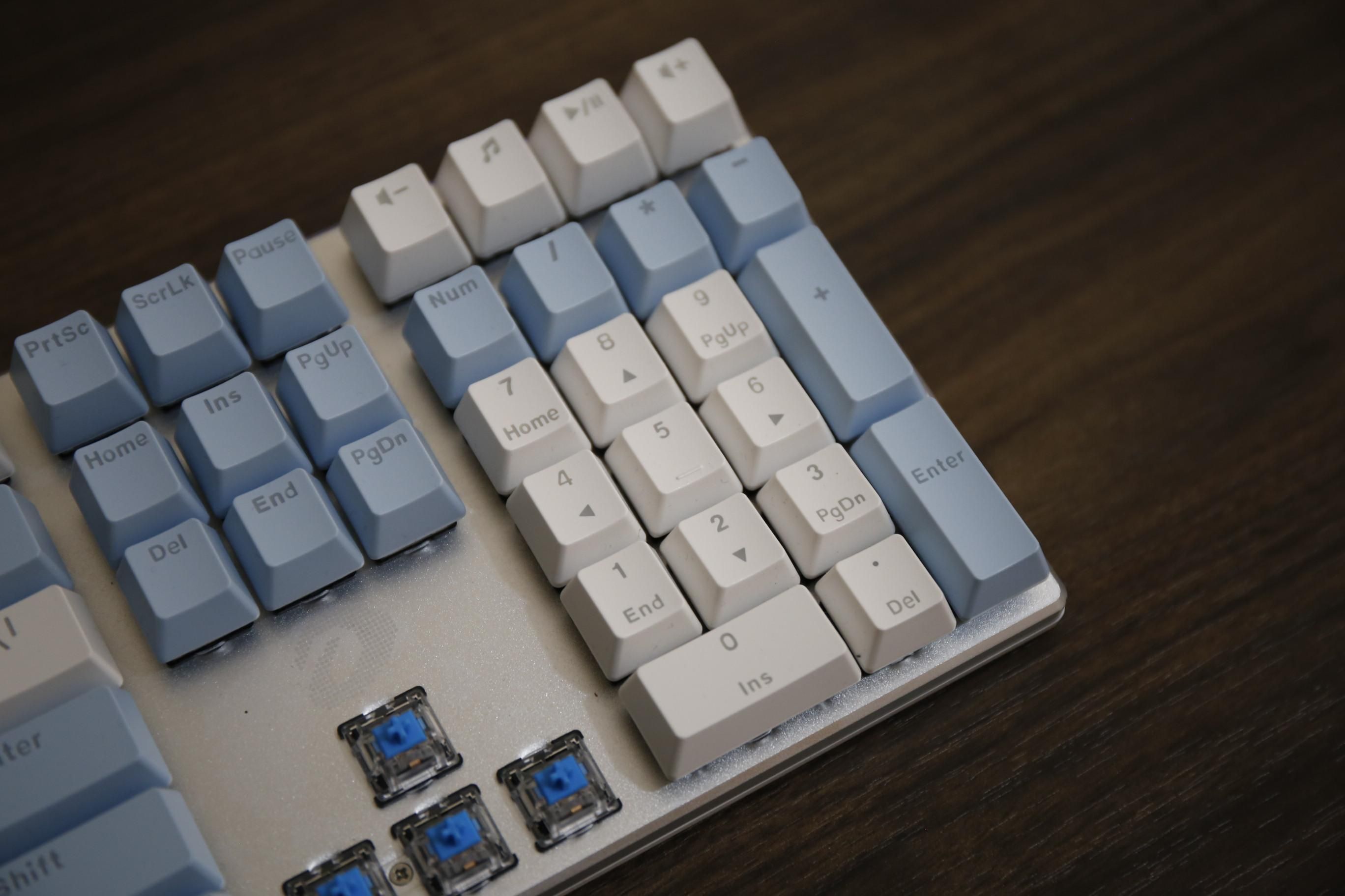 达尔优机械键盘ek815推荐,达尔优ek815青轴键盘测评