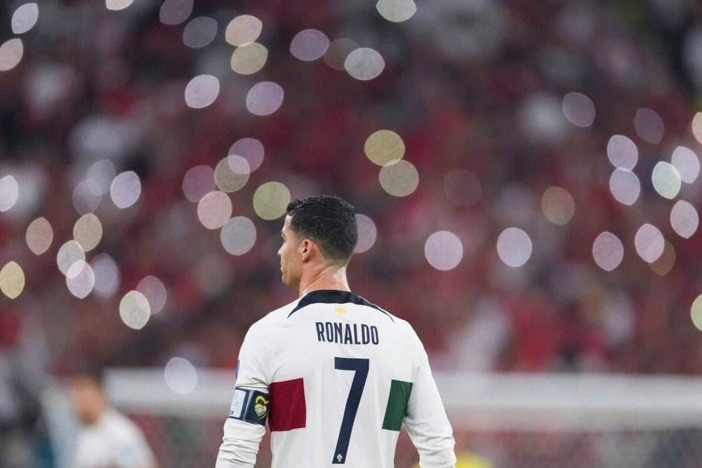 c罗解锁国家队出场200场里程碑,c罗国家队生涯第10次戴帽破纪录