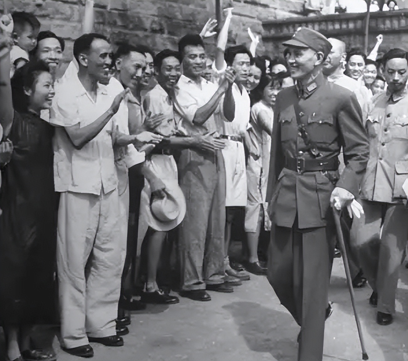 1997年，中央为何要将重庆与四川“分家”？事实证明邓公真高明