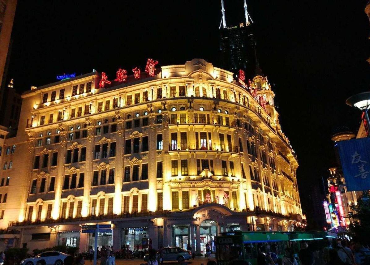 何超琼豪门婚姻,何超琼朋友圈