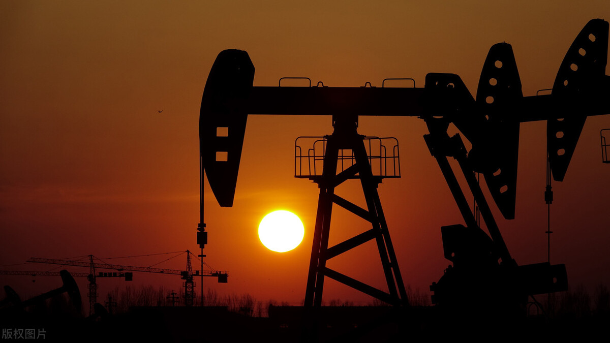 印度保持中立发大财，美欧允许倒卖石油，俄最先进*器武**要出口印度